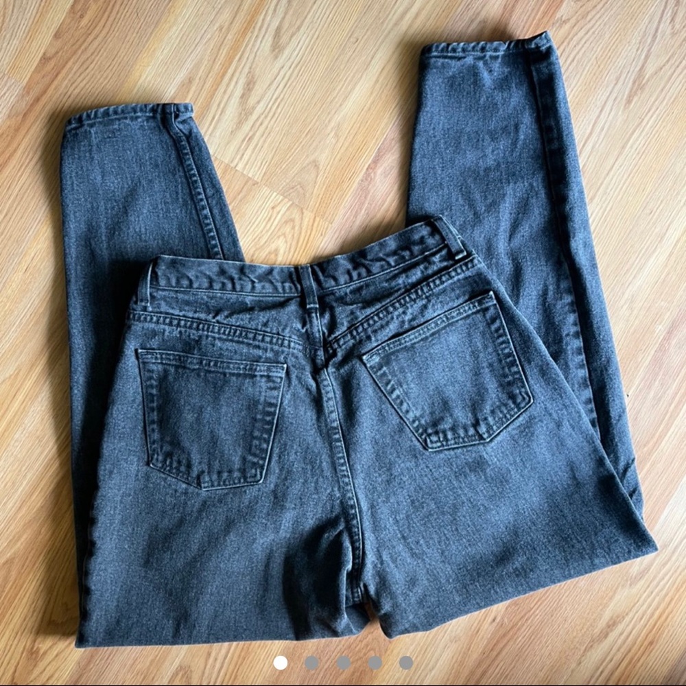 Vintage gap faded black high waisted mom jeans.